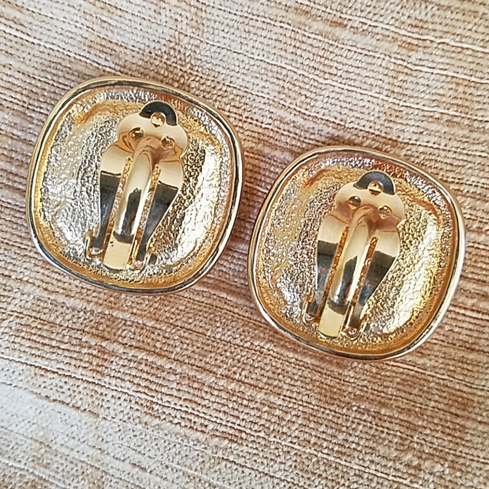 SAL Swarovski Earrings - Picture 2 of 5